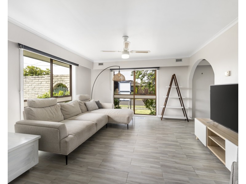7 Bryan Ave, Colac VIC 3250
