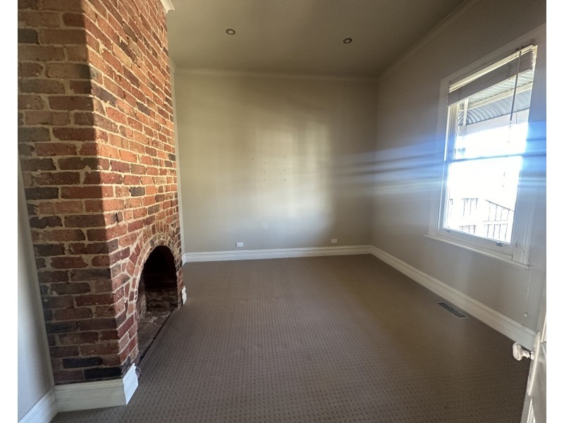 3 Eaves Street, Colac VIC 3250