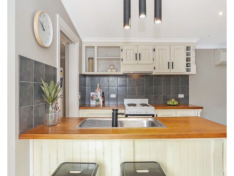 22 Gravesend St, Colac VIC 3250