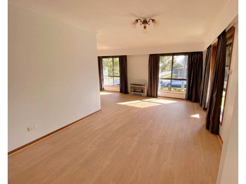 8 Dowling St, Colac VIC 3250