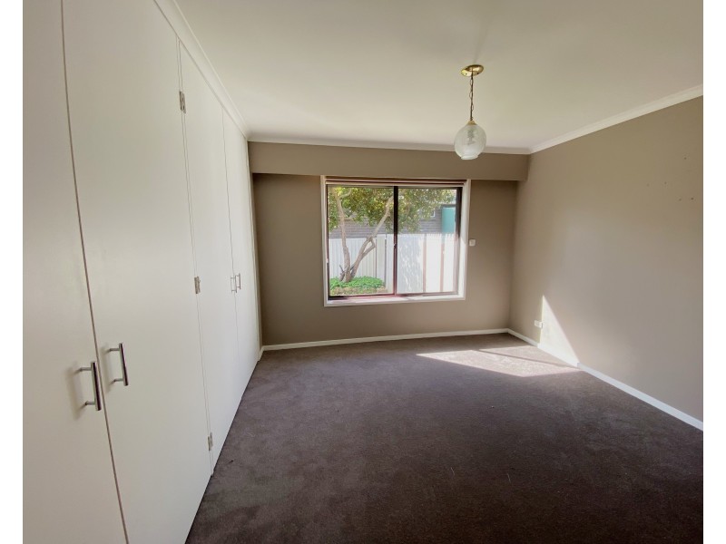 8 Dowling St, Colac VIC 3250