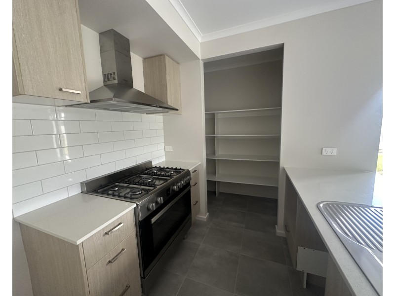 33E Swanston St, Terang VIC 3264