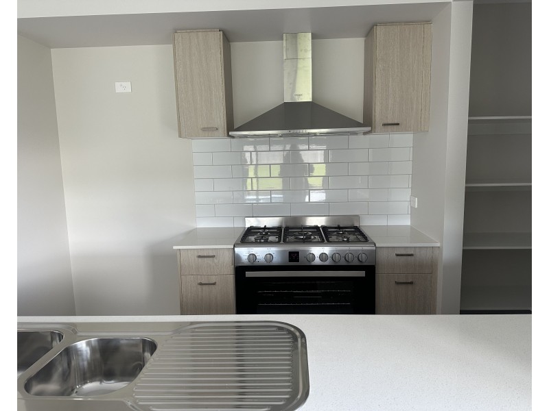 33E Swanston St, Terang VIC 3264