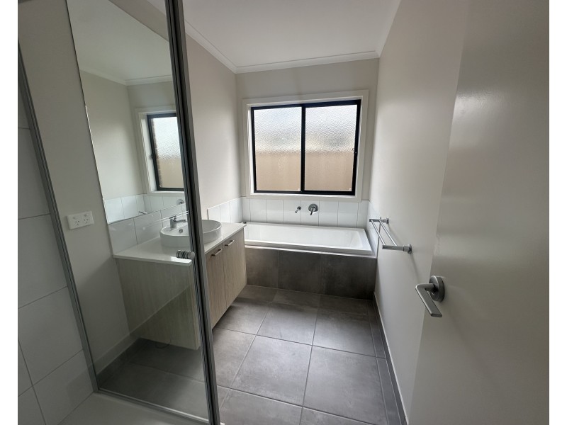 33E Swanston St, Terang VIC 3264