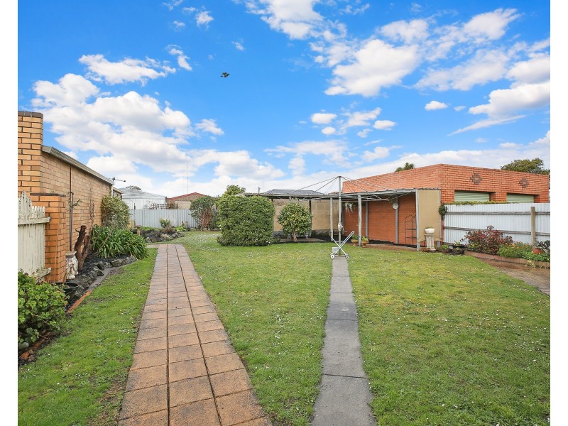 72 Campbell St, Colac VIC 3250