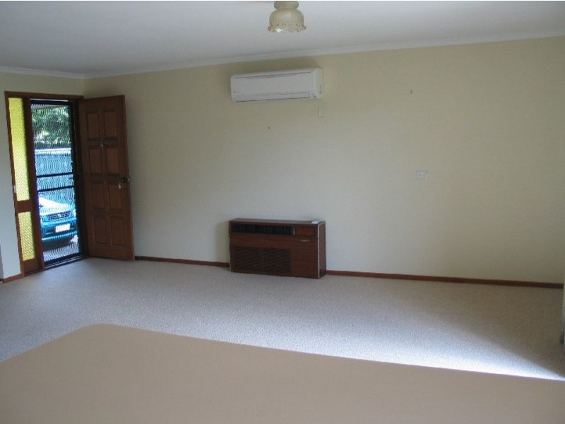 2/4 Hesse Street, Colac VIC 3250