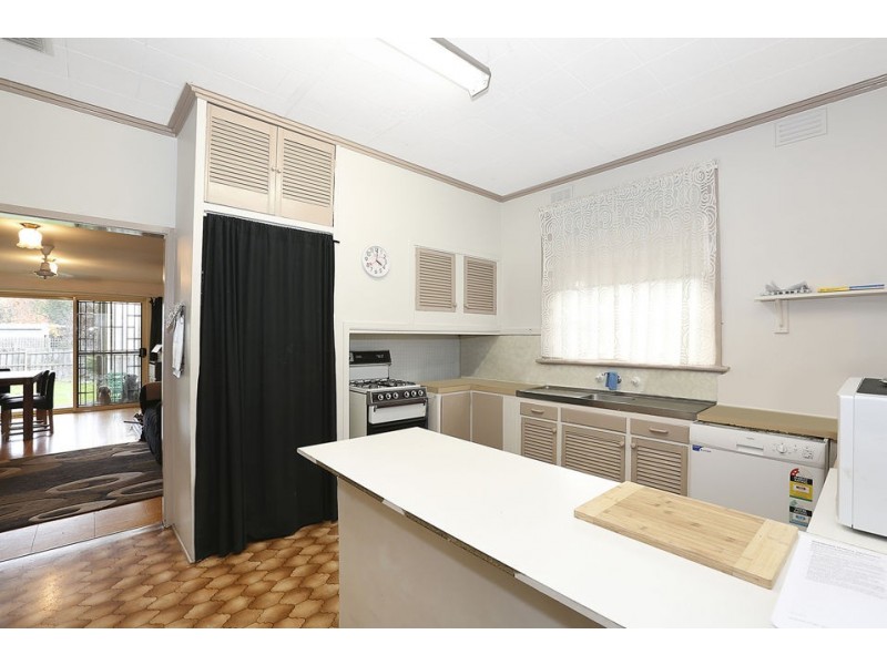3 Armstrong Street, Colac VIC 3250