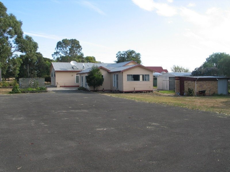 1424 Princes Highway, Pirron Yallock VIC 3249