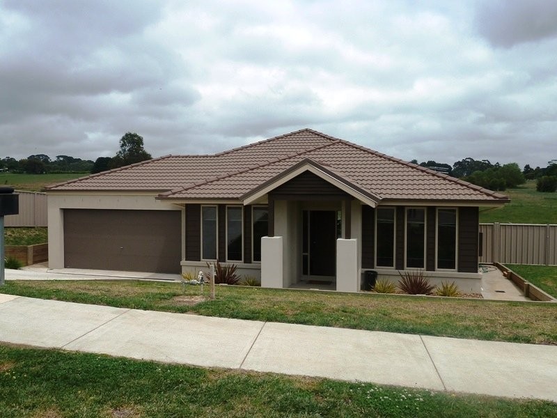 10 Fulford Cresent, Elliminyt VIC 3250