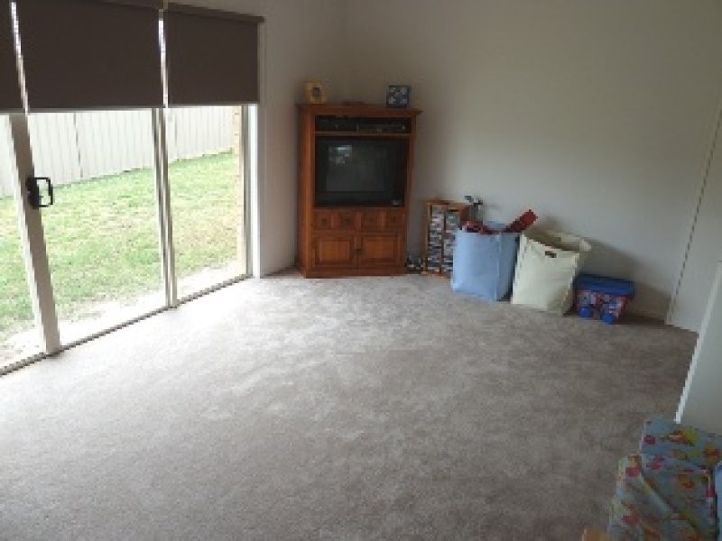 10 Fulford Cresent, Elliminyt VIC 3250
