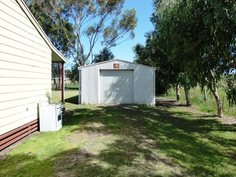 48 Irrewillipe Road, Elliminyt VIC 3250