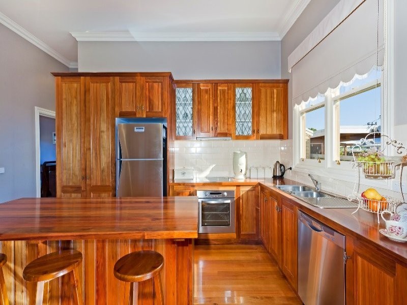 21 Armstrong Street, Colac VIC 3250