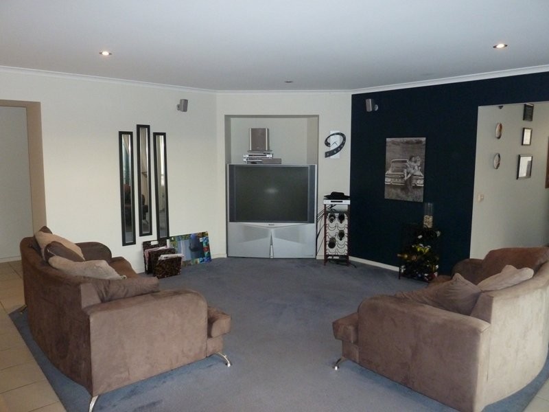 11 Rose Drive, Elliminyt VIC 3250