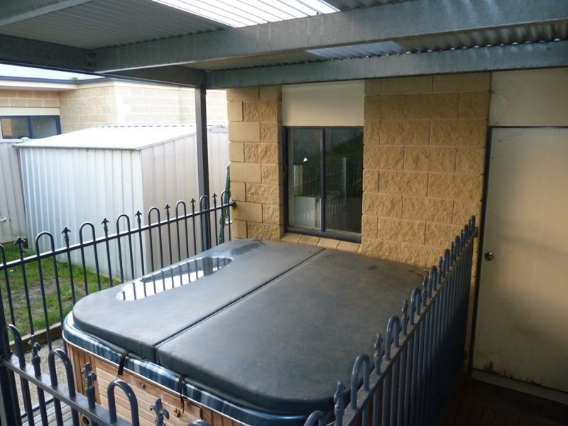 11 Rose Drive, Elliminyt VIC 3250