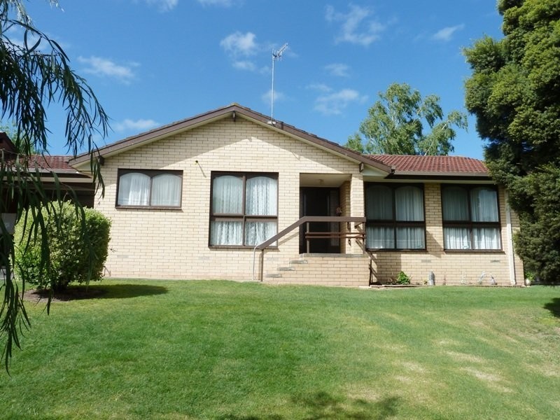 4/379 Queen Street, Elliminyt VIC 3250