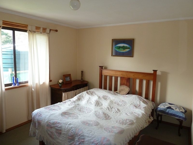 4 College Drive, Lavers Hill VIC 3238