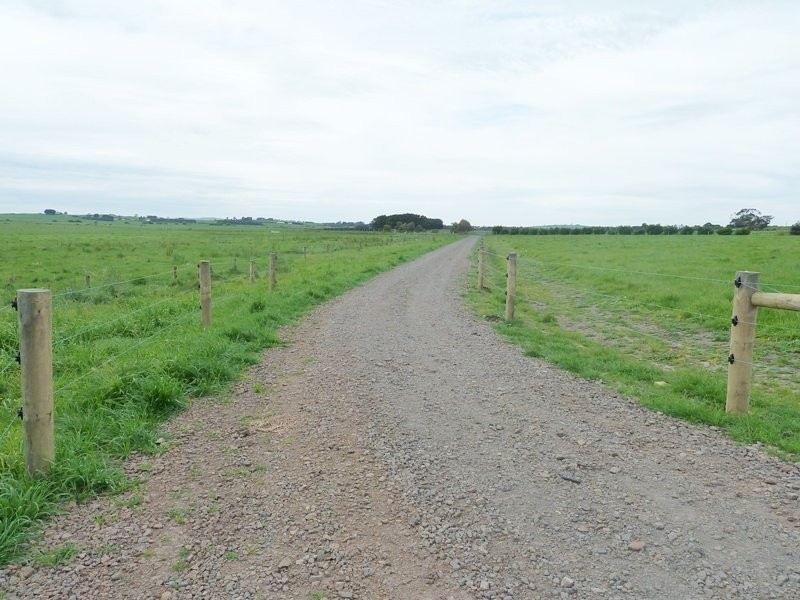 20 Murrays Road, Pirron Yallock VIC 3249