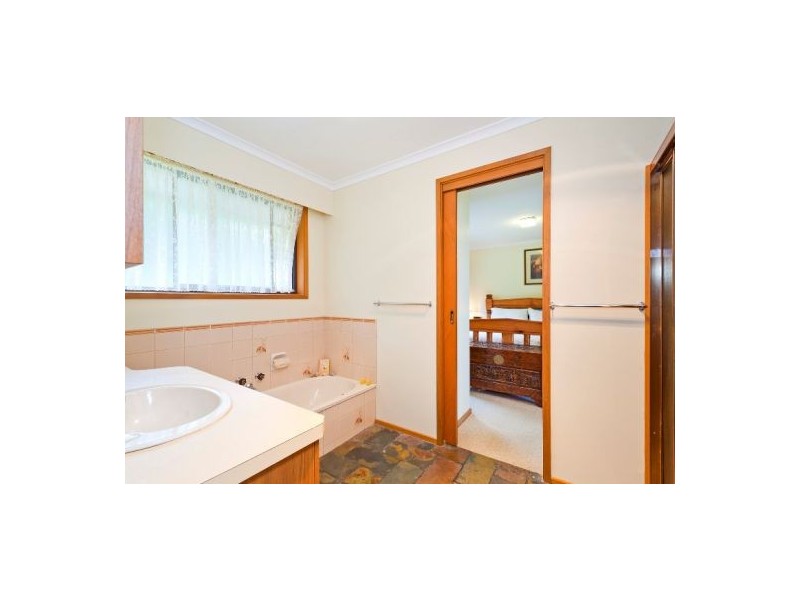 40 Everett Cresent, Barongarook West VIC 3249