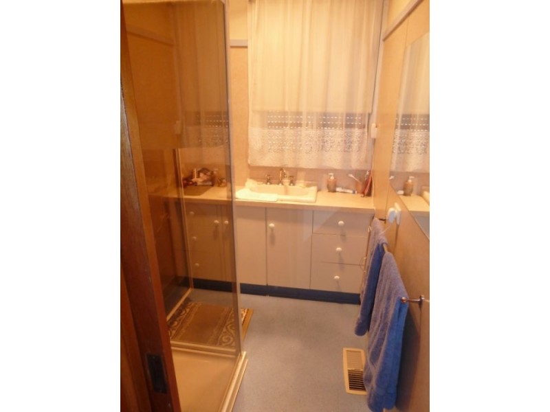 9 Dunoon Street, Colac VIC 3250