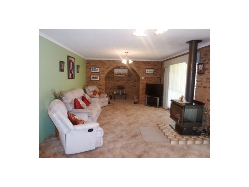 129 Airey Street, Elliminyt VIC 3250