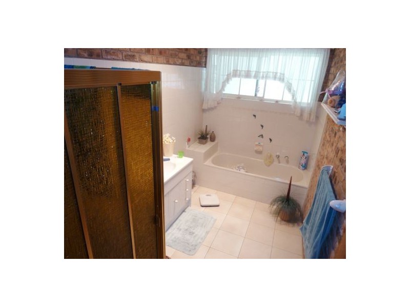 129 Airey Street, Elliminyt VIC 3250