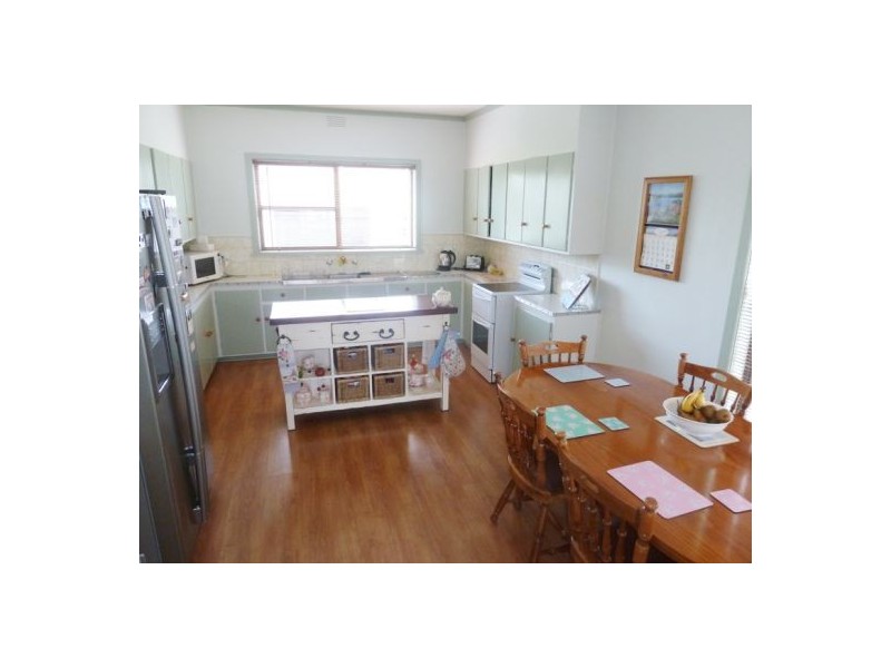 23 Farrington Street, Colac VIC 3250