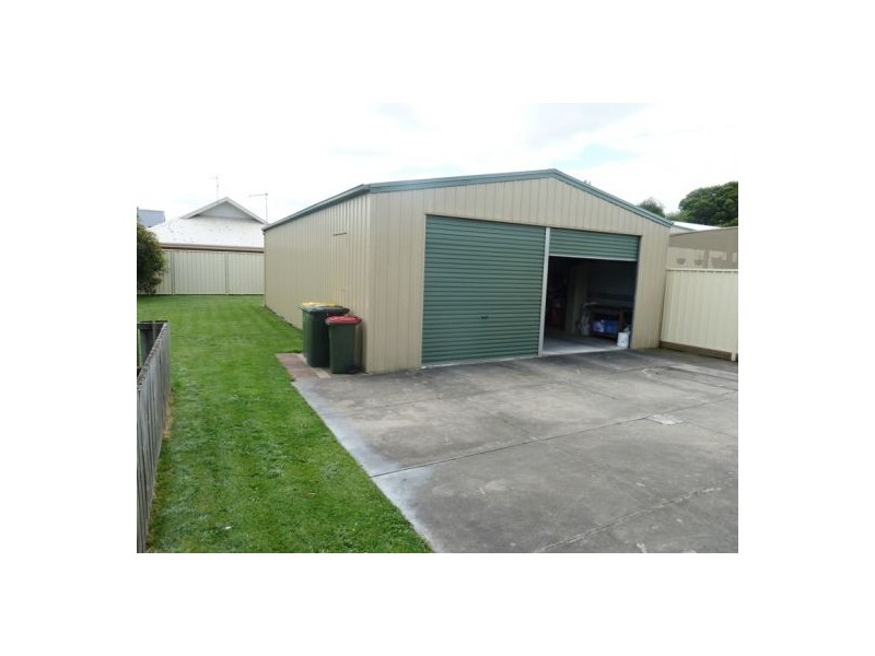 23 Farrington Street, Colac VIC 3250
