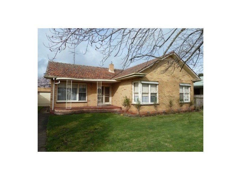 6  Ulverstone Street, Colac VIC 3250