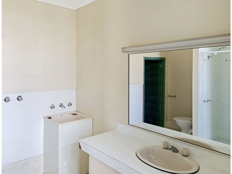 94 Gellibrand Street, Colac VIC 3250