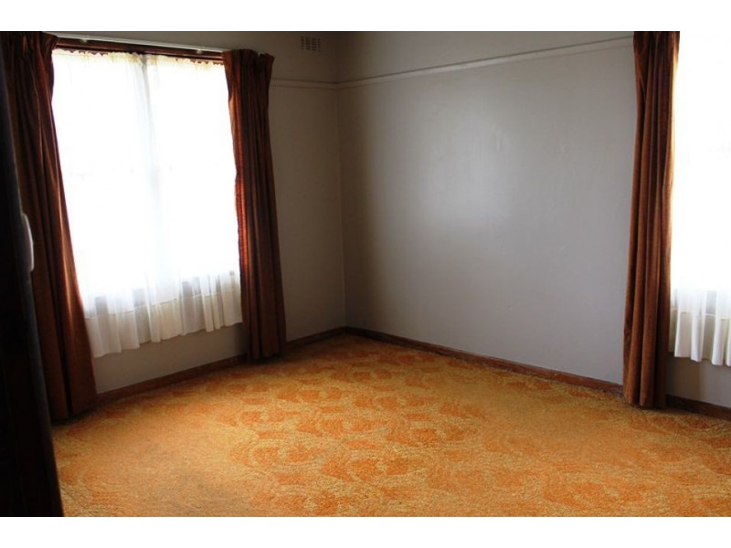 27 Lawrence Court, Colac VIC 3250