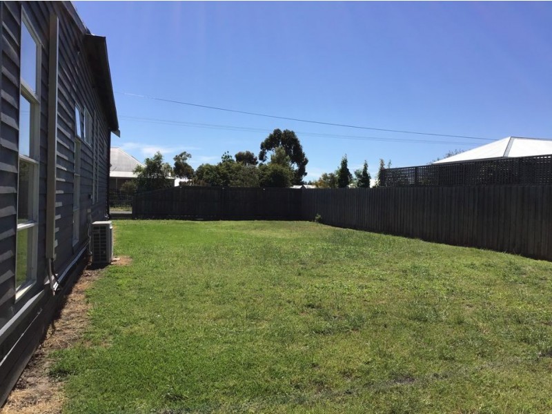 19 Ennis Street, Birregurra VIC 3242