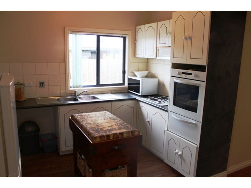 21 Stewart Street, Colac VIC 3250