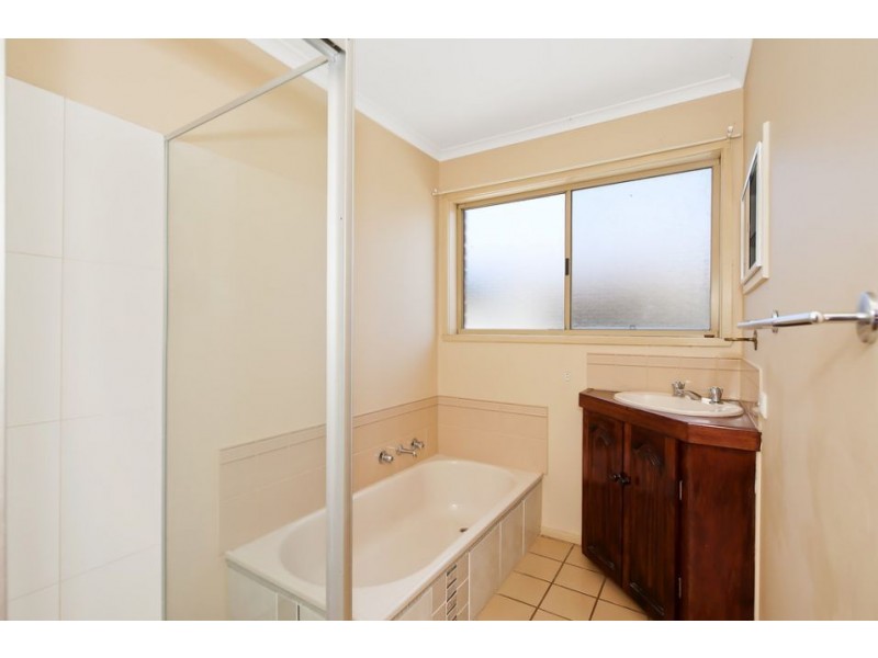 25 Begley St, Colac VIC 3250