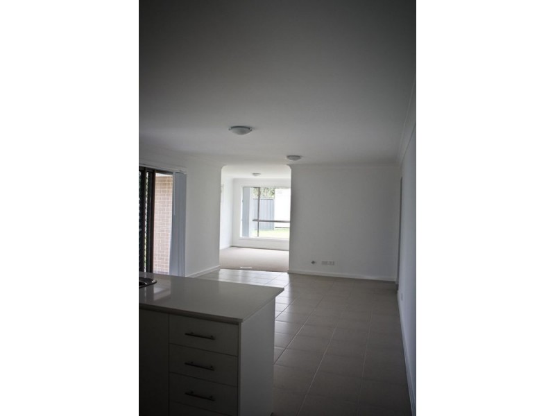 35 Farrier Crescent, Hamlyn Terrace NSW 2259