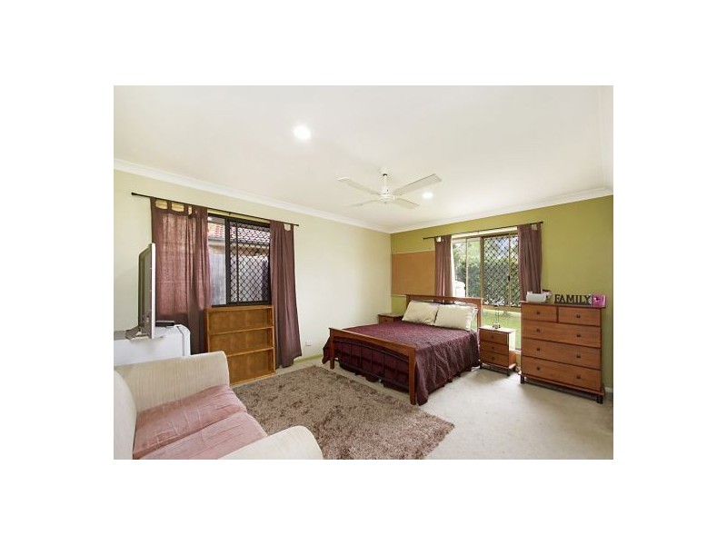 12 Grenaside Court, Robina QLD 4226