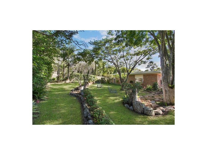 5 Regency Place, Mudgeeraba QLD 4213