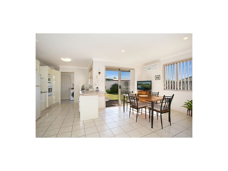 6 Breeana Court, Mudgeeraba QLD 4213