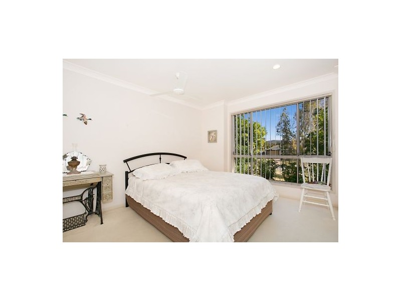 6 Breeana Court, Mudgeeraba QLD 4213