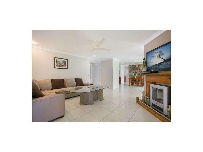 157 Christine Avenue, Burleigh Waters QLD 4220