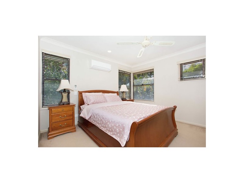 6/1-7 PINE VALLEY DR, Robina QLD 4226