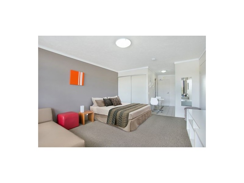 636/25 LAKE ORR DR, Robina QLD 4226