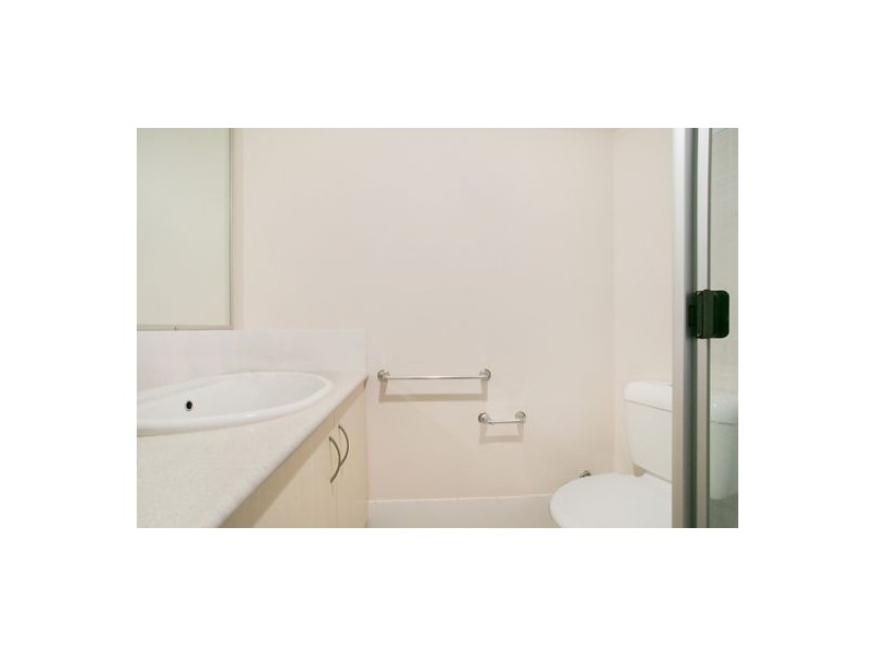 636/25 LAKE ORR DR, Robina QLD 4226