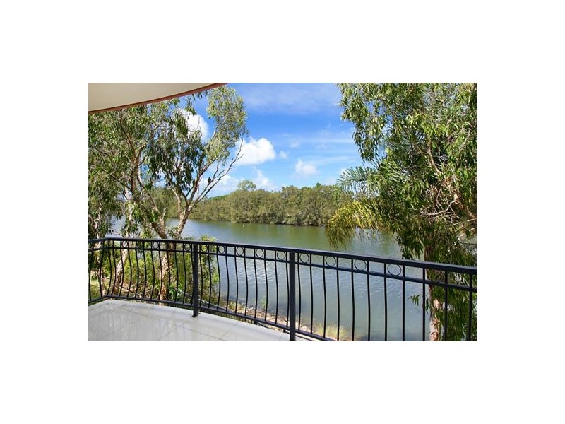 15/4 UNIVERSITY DR, Robina QLD 4226