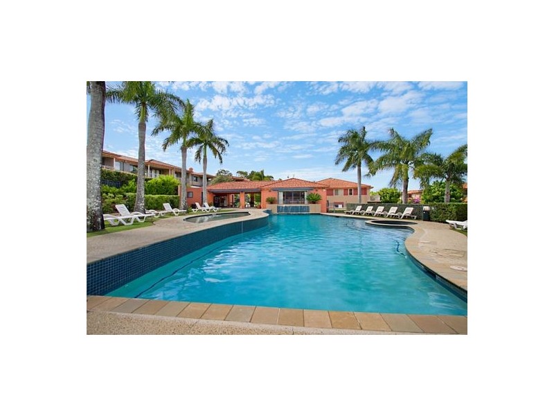 15/4 UNIVERSITY DR, Robina QLD 4226