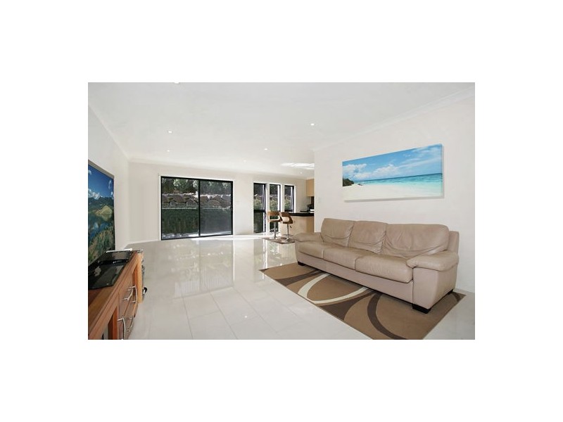 40 EASTHILL DR, Robina QLD 4226