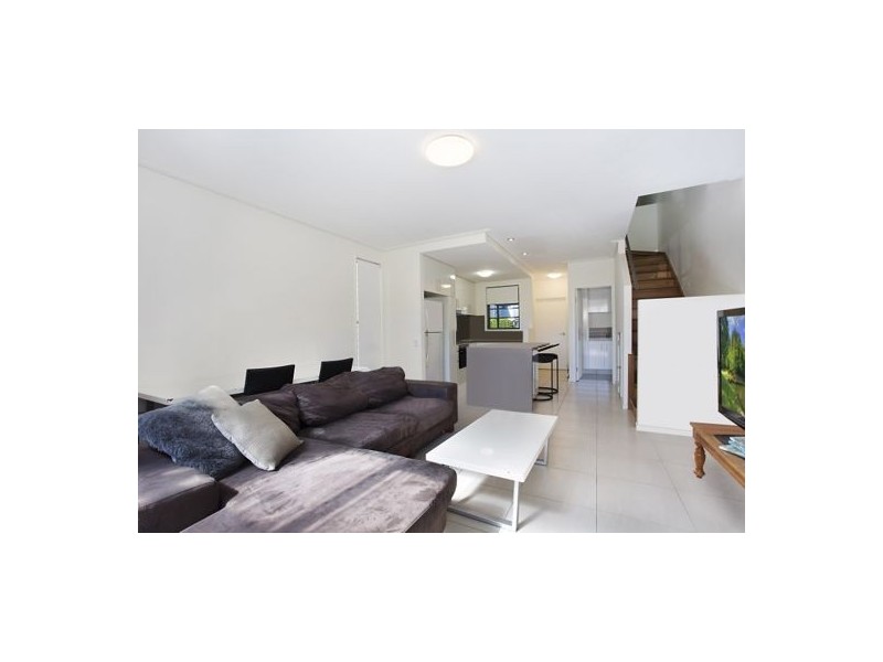 19/19 THE GARDENWAY, Robina QLD 4226