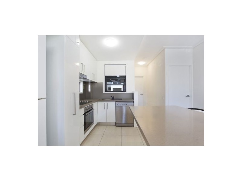19/19 THE GARDENWAY, Robina QLD 4226