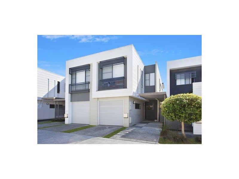 19/19 THE GARDENWAY, Robina QLD 4226