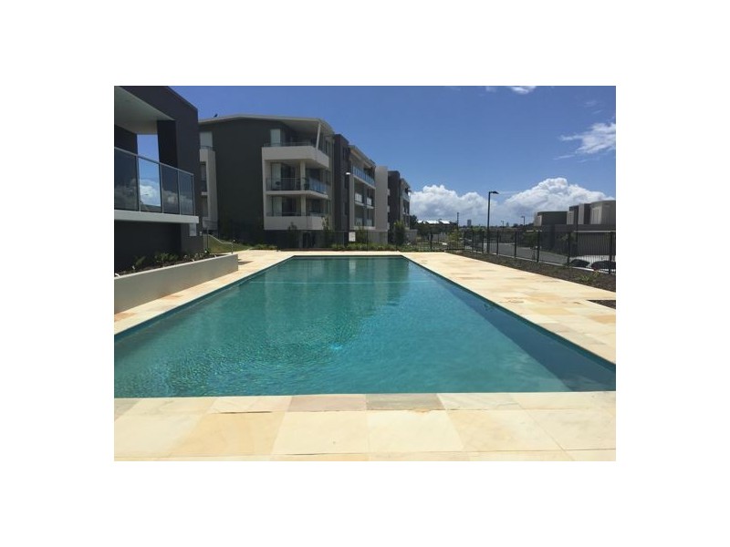 213/19 Varsity Parade, Varsity Lakes QLD 4227