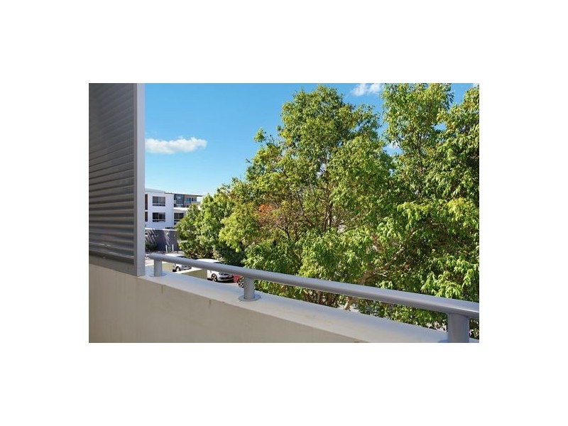 133/1-7 Moores Crescent, Varsity Lakes QLD 4227